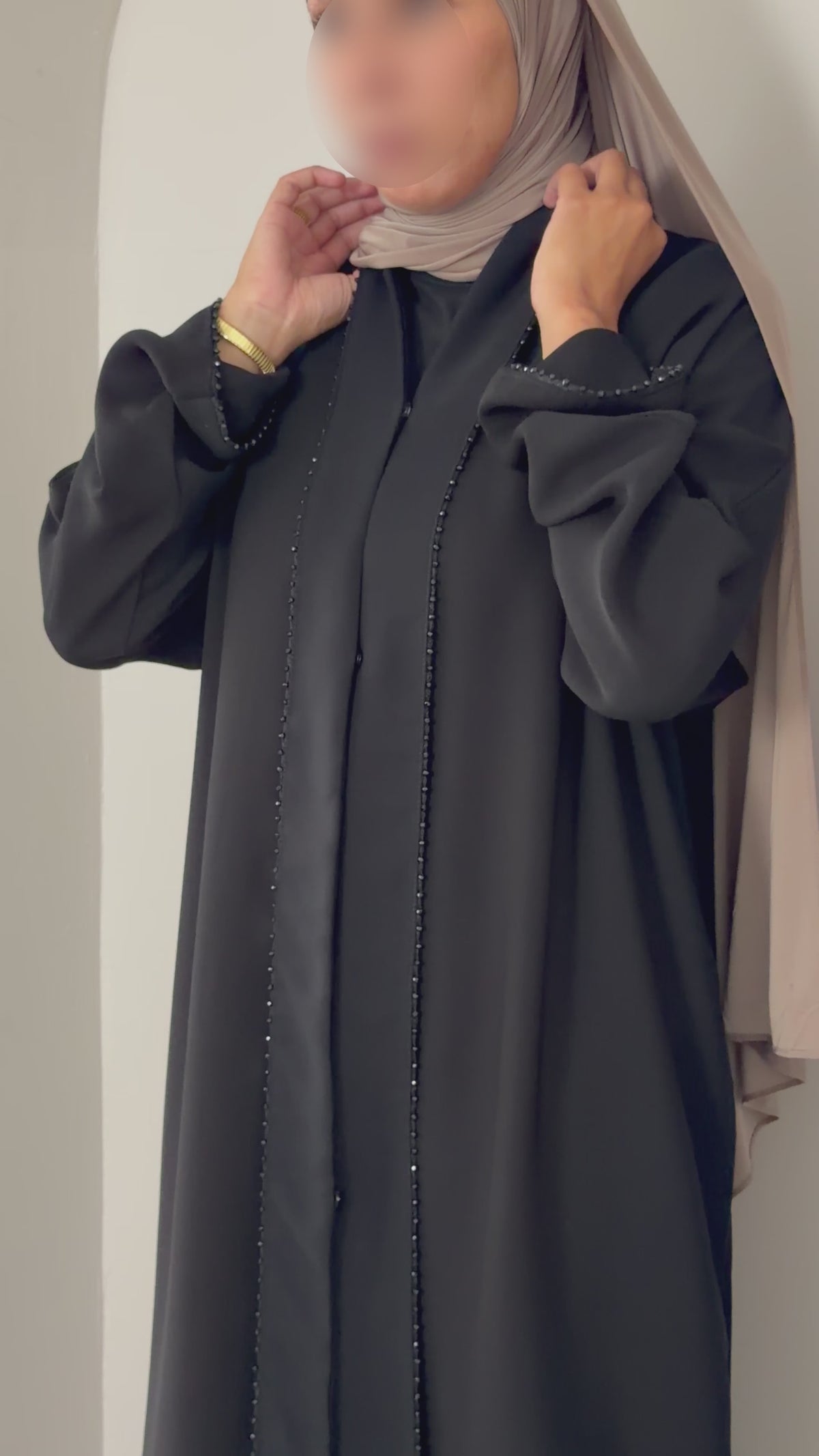 Abaya Nūr